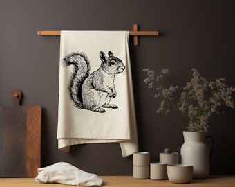 Eichhörnchen Geschirrtuch, Handtuch aus Bio-Baumwolle mit Waldtier Illustration, nachhaltiges Mitbringsel Küchenparty