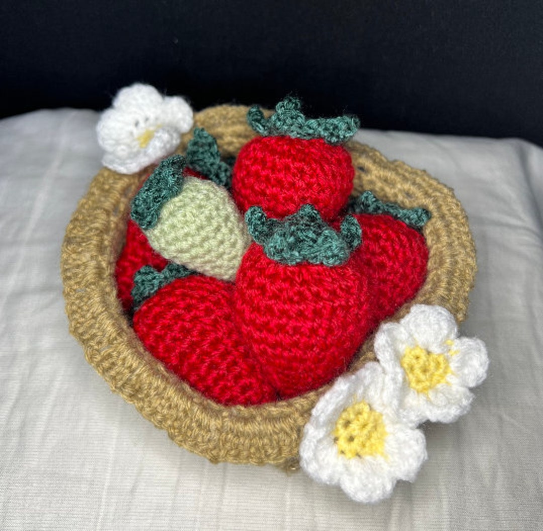 Spring Strawberries Crochet Pattern - Etsy