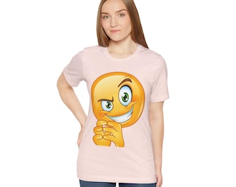グリーディフェイス スマイリーTシャツ：ユーモラスなグラフィックのユニセックスTシャツ