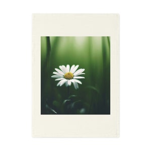 Daisy Organic Cotton Hand Towel: Floral Bathroom Decor