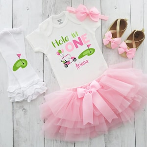 Robe de premier anniversaire sur le thème du golf avec tutu - trou d&#39;un coup, séparons le tee, tenue 1er anniversaire fille, tutu d&#39;anniversaire d&#39;un an, golf vert rose