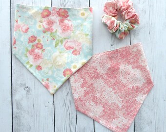 Reversible Dog Bandana in Vintage Floral Print - tie-on bandana, matching scrunchie, dog mom, mommy and me, floral bandana, coral flowers