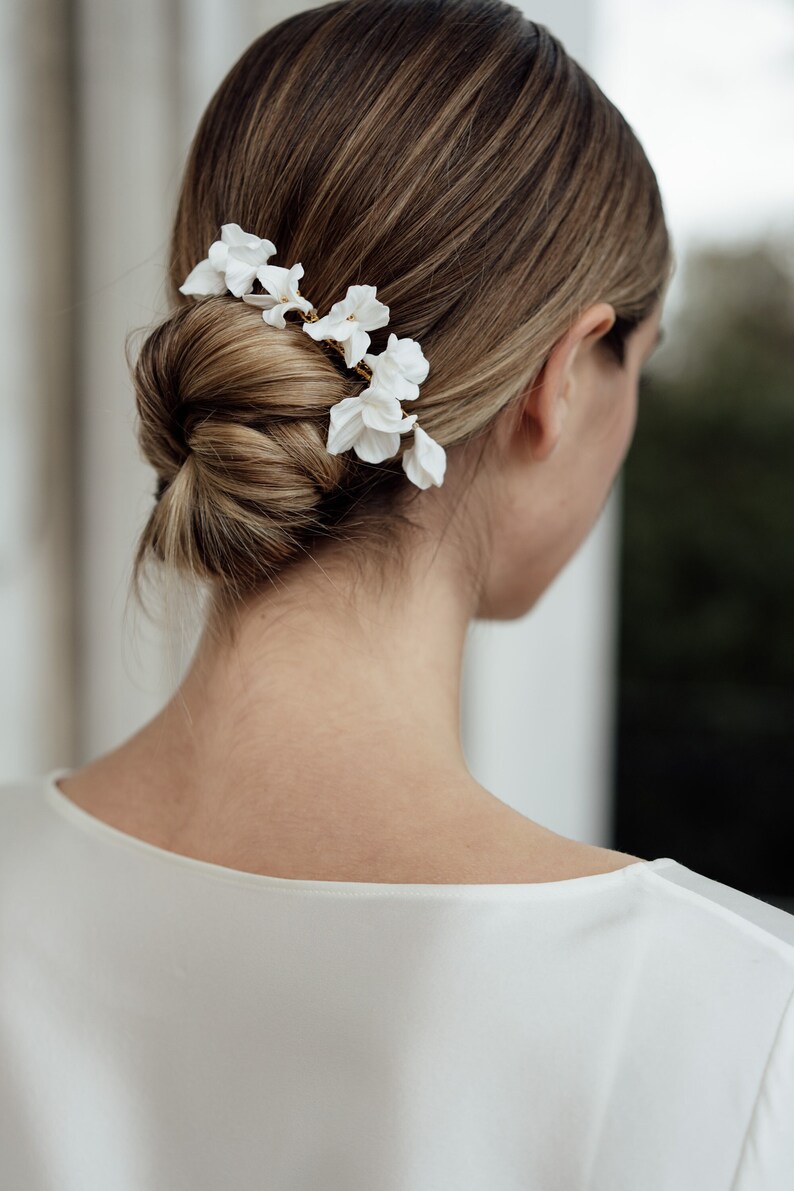 EMMA HAIRCOMB Bridal hair Accessories, Bridal comb, Flower Comb, Porcelain Flower Comb image 1