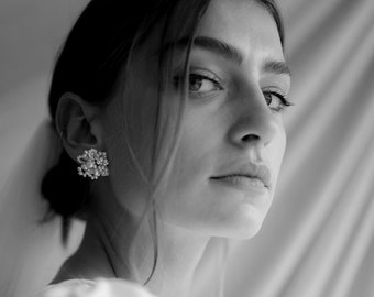 LOTTIE STUD | Bridal Earrings, Pearl wedding earrings
