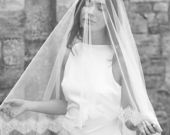 GIGI LACE VEIL | シャンティレースの2層ウェディングベール