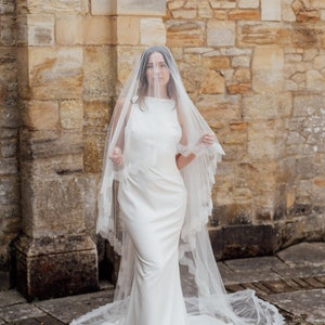 GIGI LACE VEIL Chantilly lace two-tier wedding veil image 3