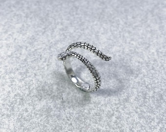 Sterling Silver Snake Ring. Serpent Band. Adjustable Gothic Jewelry