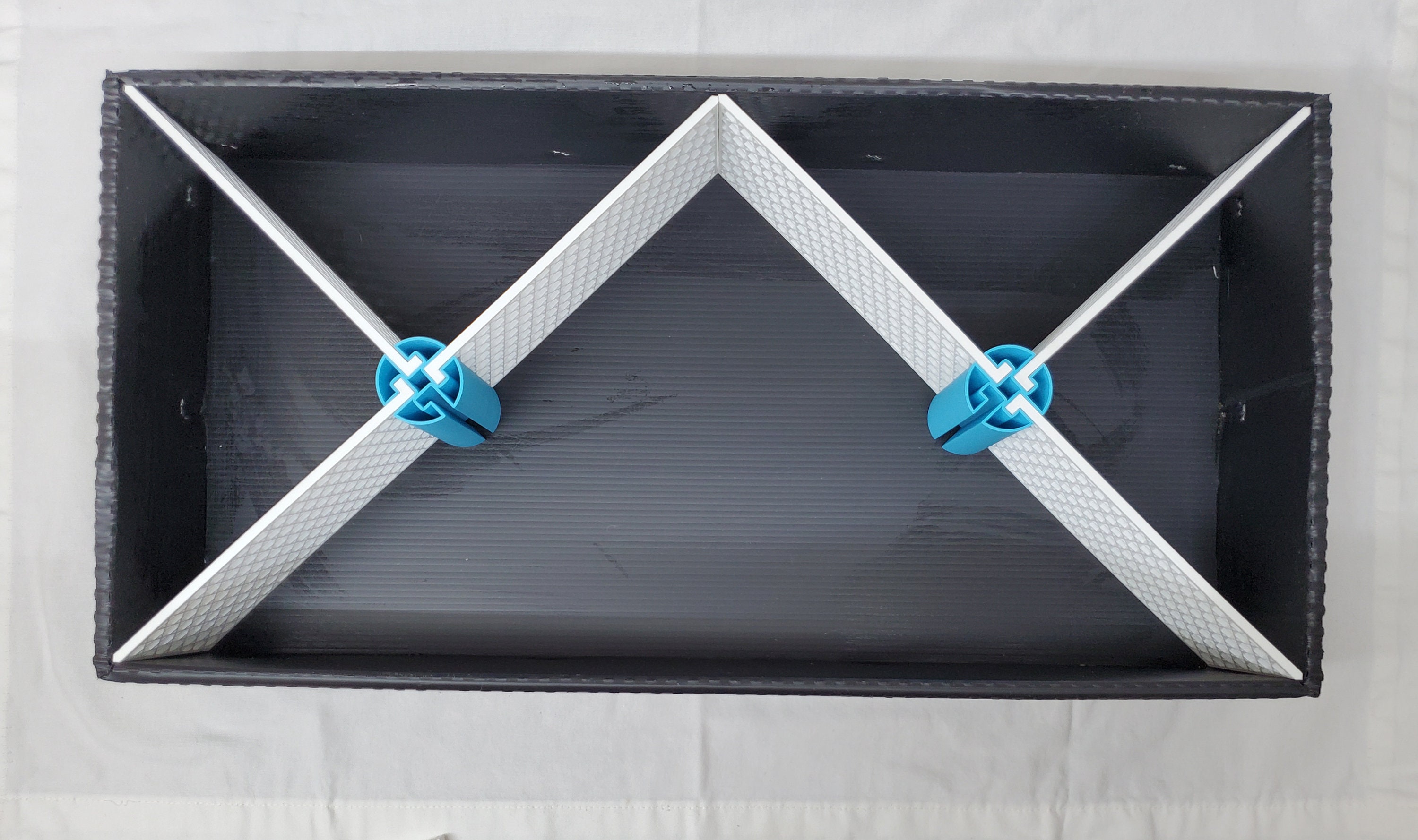 Incubator Divider for GQF Model 3300 Plastic Hatching Tray, 1202A, 1402