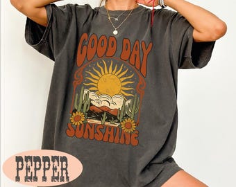 Good Day Sunshine Shirt, Vintage Style Women Tshirt, Sun Graphic Tee, Retro 70s Style Tshirt, Vacation Shirt, Boho Tshirt, Hippie Tee