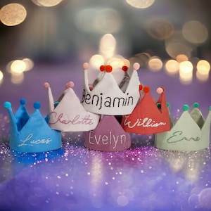 Corona ricamata a mano per compleanni bambini, corone compleanno, souvenir personalizzati per primo compleanno e occasioni speciali, cappello da festa