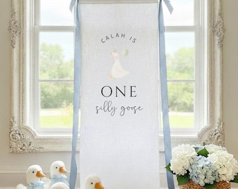 Silly Goose Baby Shower Welcome Sign, Custom Baby Shower Sign, Fabric Baby Shower Sign, Hello Baby Sign, Baby Shower Decorations, Linen