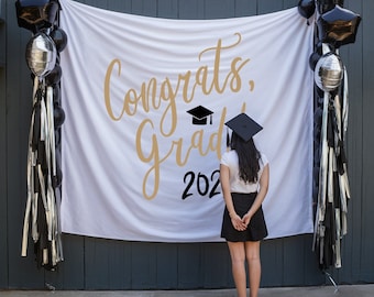 Graduation Background 2024, Graduation Photo Background, High School Graduation Party Ideas, Graduation Party Decorations
