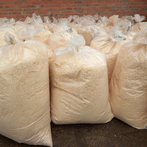Hardwood Sawdust - Chemical free sawdust from a mix of local Ontario sourced hardwood - Bulk 70L 12lb