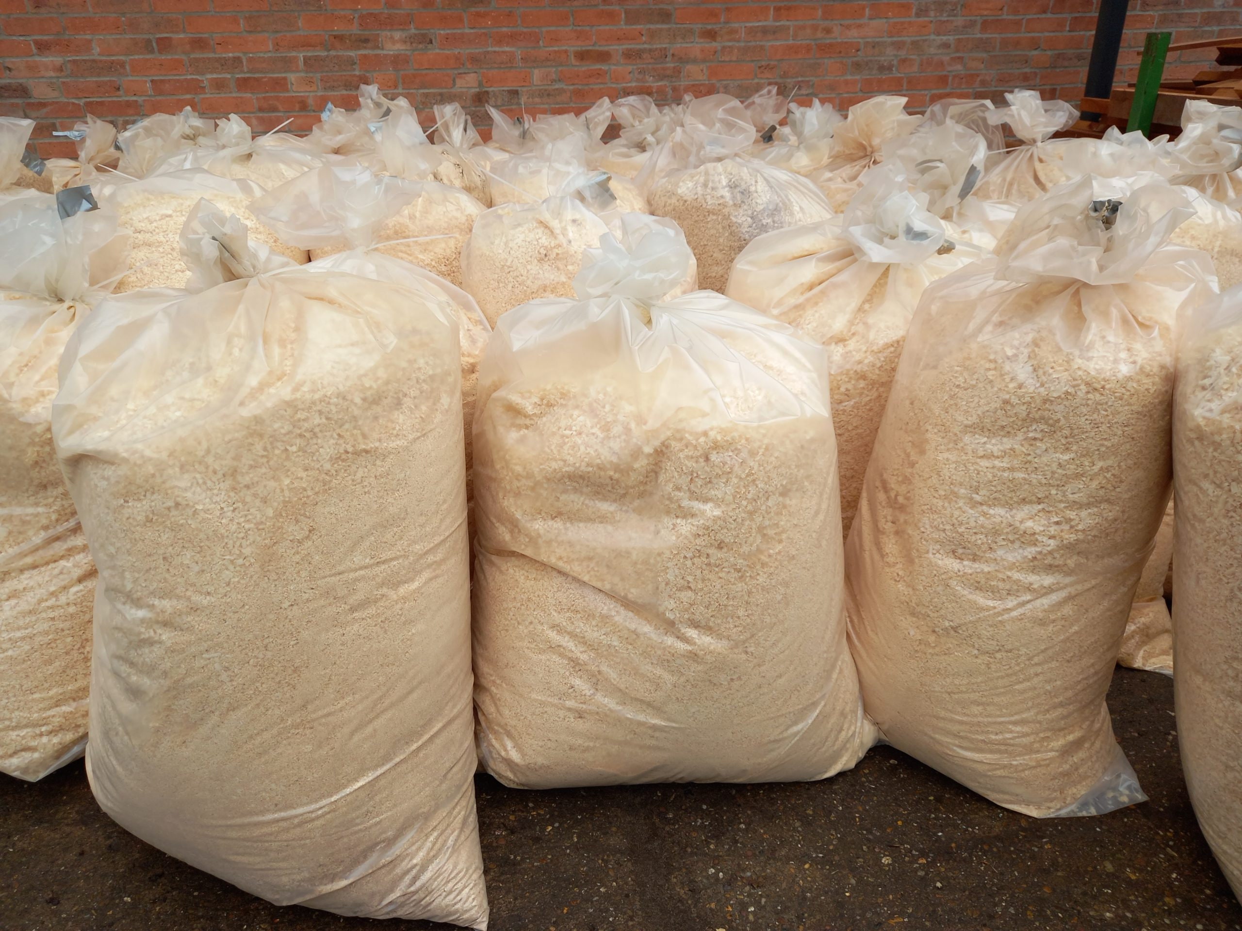 Hardwood Sawdust Chemical Free Sawdust From A Mix Of Local Ontario hardwood-sawdust-chemical-free-sawdust-from-a-mix-of-local-ontario