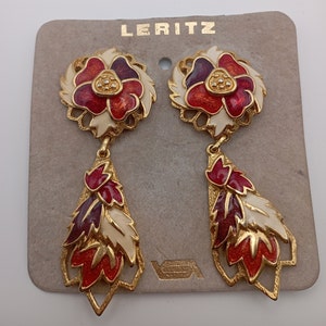 Vintage Leritz brand clip earrings, gold plated and enamel.