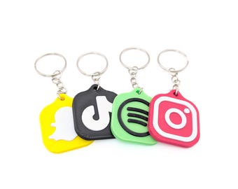 Custom NFC Keychain – Social Media Link – Tap to Share Instagram, TikTok, Snapchat