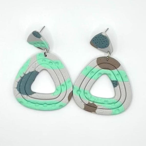 SERENE ABSTRACT EARRINGS