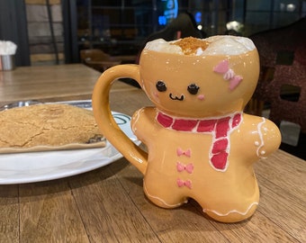 Netter Lebkuchen Mann Becher für Weihnachten Geschenk-Idee für Sie Nette Tasse 3D Lebkuchen-Becher Geschenk für Weihnachtszeit Becher für Kaffee-Liebhaber Geschenk