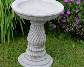 Hand-Cast Stone Twist Bird Bath – Garden Ornament Decor