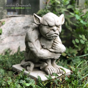 Grumpy Gargoyle Garden Ornament Statue - Beste kwaliteit, zeer gedetailleerde tuinornamenten Halloweendecoratie pijlerkap