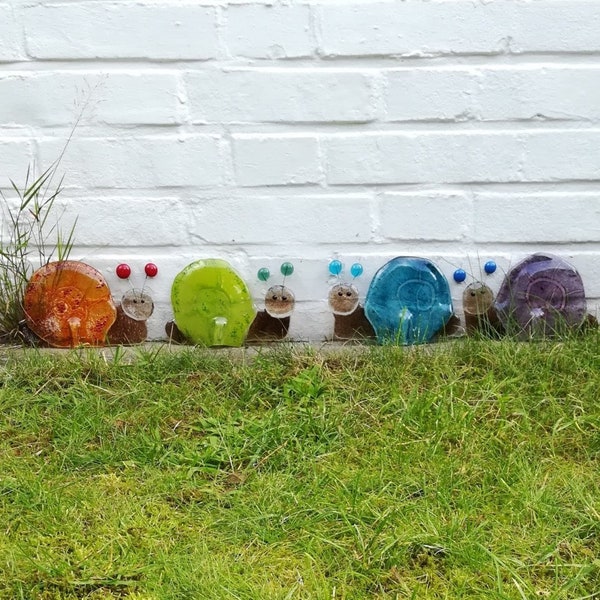 Gartenstecker Schnecke aus Glas, Glasschnecke, Gartendekoration für jede Jahreszeit
