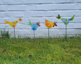 Vogel oder Huhn aus Glas, Gartenstecker als besondere Dekoration für Garten Balkon oder auf der Terrasse