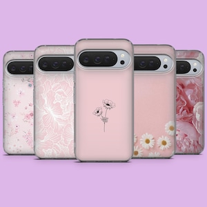 Op de afbeelding: Vijf roze telefoonhoesjes met bloemmotieven. De hoesjes hebben verschillende patronen, waaronder een delicate bloemenprint, een grote bloemenomtrek, een minimalistische bloemenillustratie en een madeliefjespatroon.