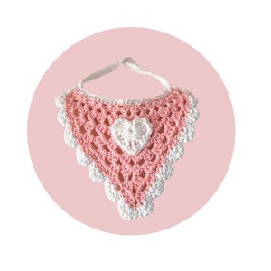 Gehaakte huisdier bandana, huisdier accessoires, hond bandana, kat bandana, huisdier dassen, handgemaakt, aangepaste, gehaakte accessoires, dassen, hart