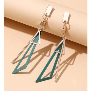 Fashionable Dangle Earrings