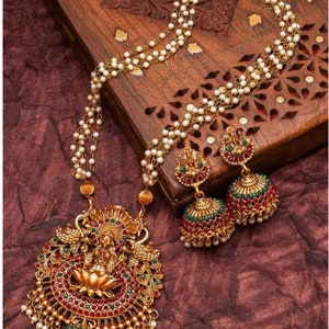 Temple Gold Plated Jewellery Set /South Indian Necklace / Choker Necklace / Choker Set/ Vintage / Bollywood Jewelry/ Indian Jewelry/ Gifts