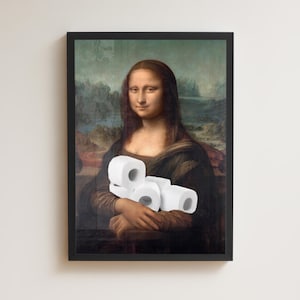 Mona Lisa With Toilet Roll, Vintage Altered Art, Funny Portrait Painting, Bathroom Wall Art