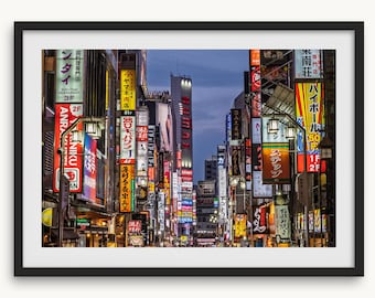 Fotografía artística de Tokio - Arte mural urbano japonés, póster de luces de neón cyberpunk, foto nocturna de Tokio enmarcada o sin enmarcar para la decoración del hogar.