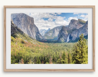 Yosemite National Park Fine Art Print – Las, Wodospad, Dolina Yosemite, Plakat w ramie, Góry, Dekoracja ścienna w stylu western