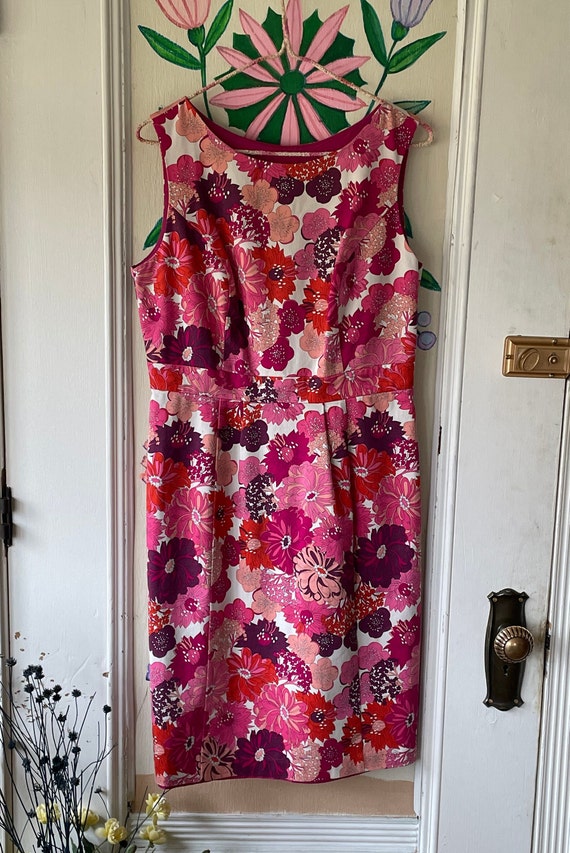 SZ8 Vintage very Pink Dress - image 1