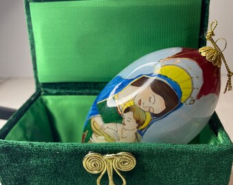 Li Bien Mary and Child Ornament