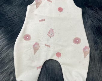 Romper size 56/ Handmade/ Gift for birth/ Baby clothes/ Unique/ Ice cream motif