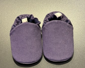 Poco Nido Mini Shoes | Eur 18, UK 2, 6-12m | Soft soled baby shoes | Indigo Blue baby slippers | First Shoes | Chrome Free Suede Sole