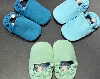 Poco Nido Mini Shoes | Eur 18, UK 2, 6-12m | Soft soled baby shoes | Baby slippers | First Shoes | Chrome Free Suede Sole