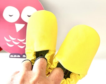 Zapatos amarillos mini Poco Nido / zapatos de bebé de suela blanda / Talla 21 (Eur.) 4.5 (UK.) / Apto para pies descalzos