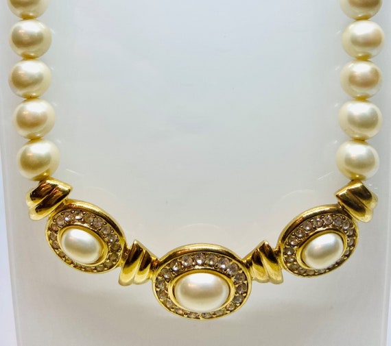 Trifari Necklace: Pearl - image 1