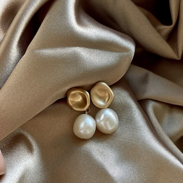Natural Pearl Earrings, Baroque Pearl Drop Earrings, Vintage Style Earrings, Stud Pearl Earrings, Gold Pearl Drop Jewelry Stud