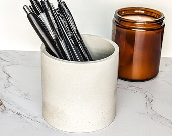 concrete desk organizer, cement pencil cup, concrete pen holder, toothbrush holder, desk organizer, office decor, minimalist