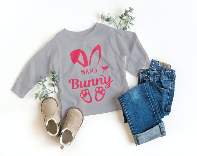 Mama Bunny: A Cozy & Chic Sweatshirt for Mom