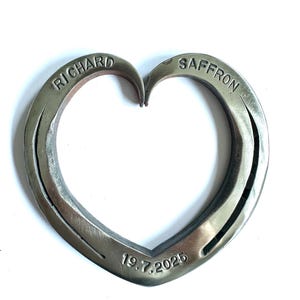 FREE ENGRAVING - 6th Iron Wedding Anniversary | Horseshoe Heart - Real Genuine Horseshoe Hand Forged - Personalised Gift For Couples