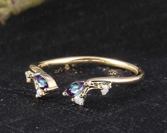 Vintage marquise alexandrite wedding ring Solid gold green gemstone wedding band Unique art deco curved band Handmade jewelry gifts for her