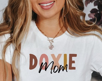 Jolie chemise pour maman Doxie | T-shirt de maman teckel | Chemise pour chien Weiner | Cadeau pour amoureux de teckel | T-shirt pour maman Doxie | chemise de maman de chien | Cadeaux pour elle
