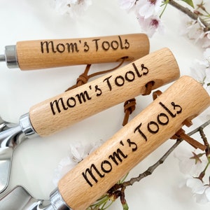 Custom hand tools for gardener