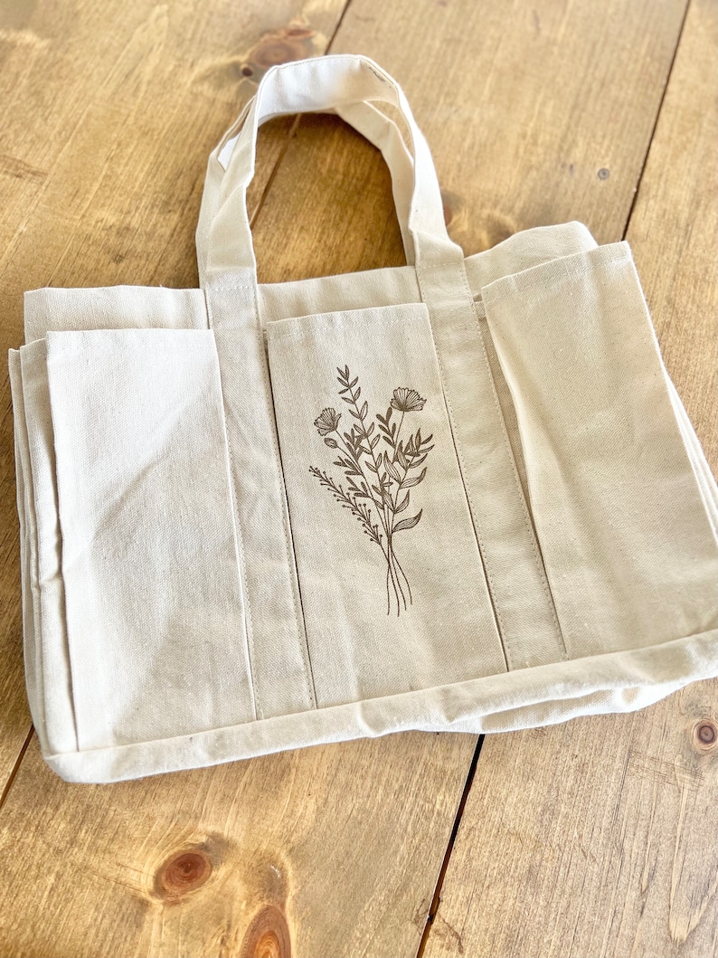 Garden Bag engraved with flowers