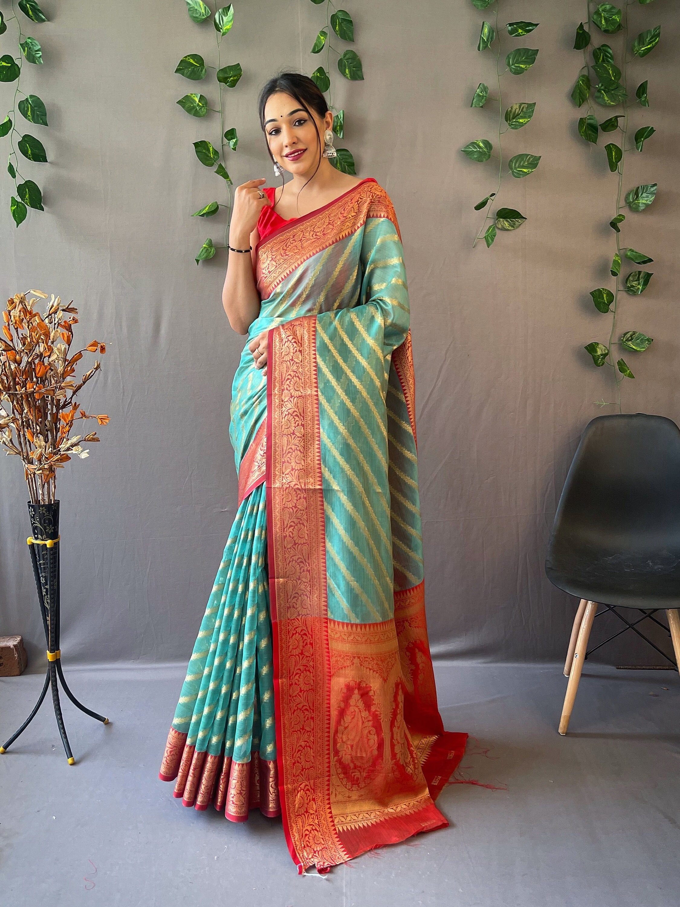 dark green leheriya saree