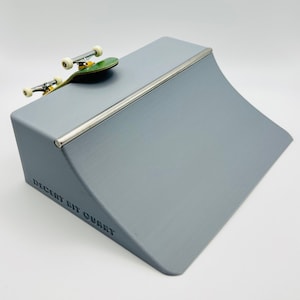 Quarter Pipe 6” - Stone Grey
